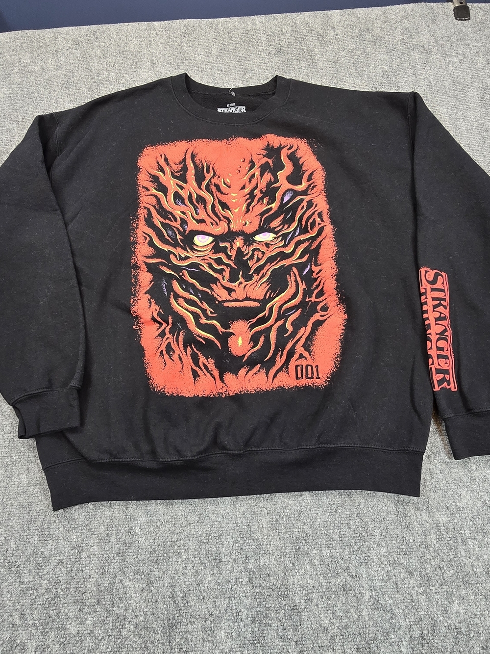 Stranger Things Crewneck Sweatshirt Mens XL Black Horror Graphic Netflix